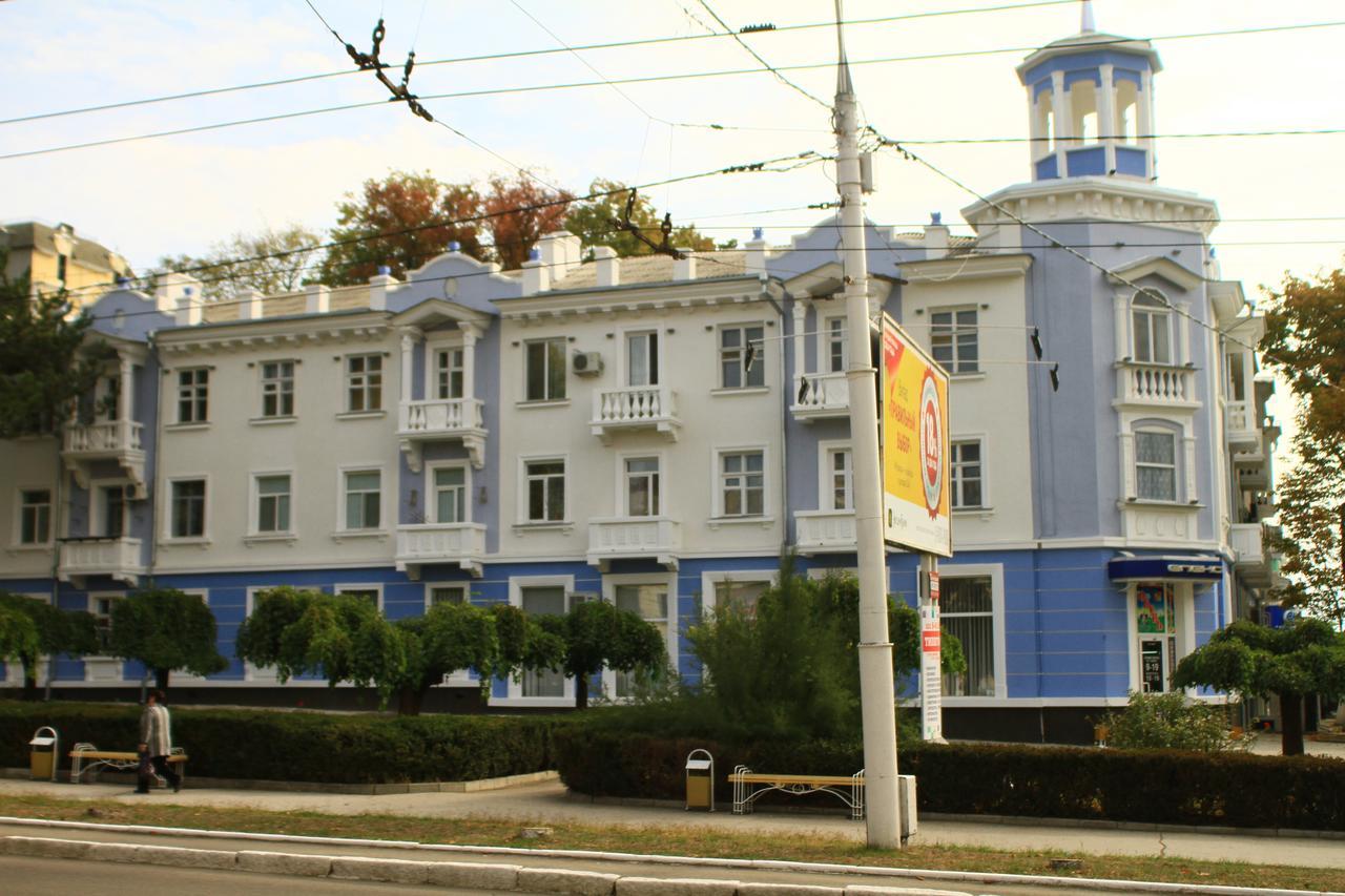 Old Tiraspol Hostel Exterior photo